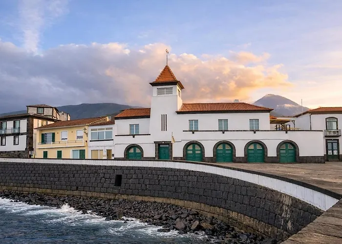 Pico Island 9 - Prime Sea View Location Villa *