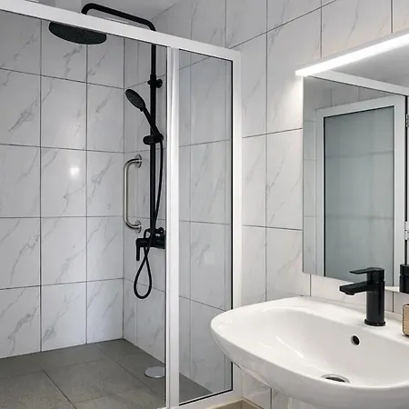 Pico Island 9 - Prime Sea View Location Villa