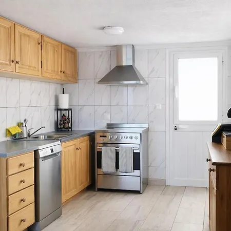 Pico Island 9 - Prime Sea View Location São Roque do Pico